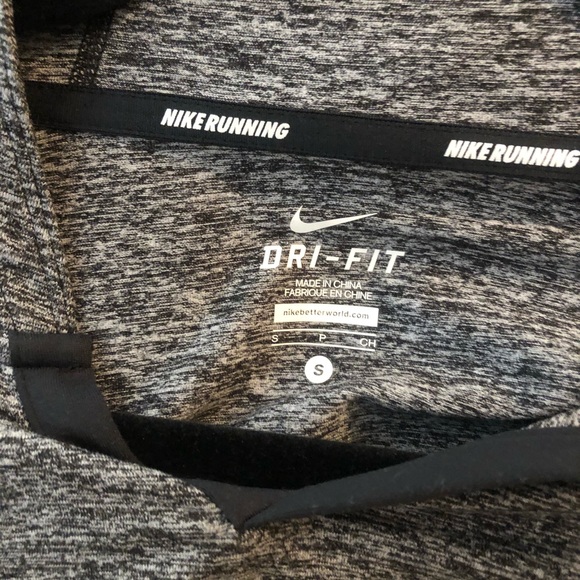 Nike Dri-Fit top - Picture 4 of 4